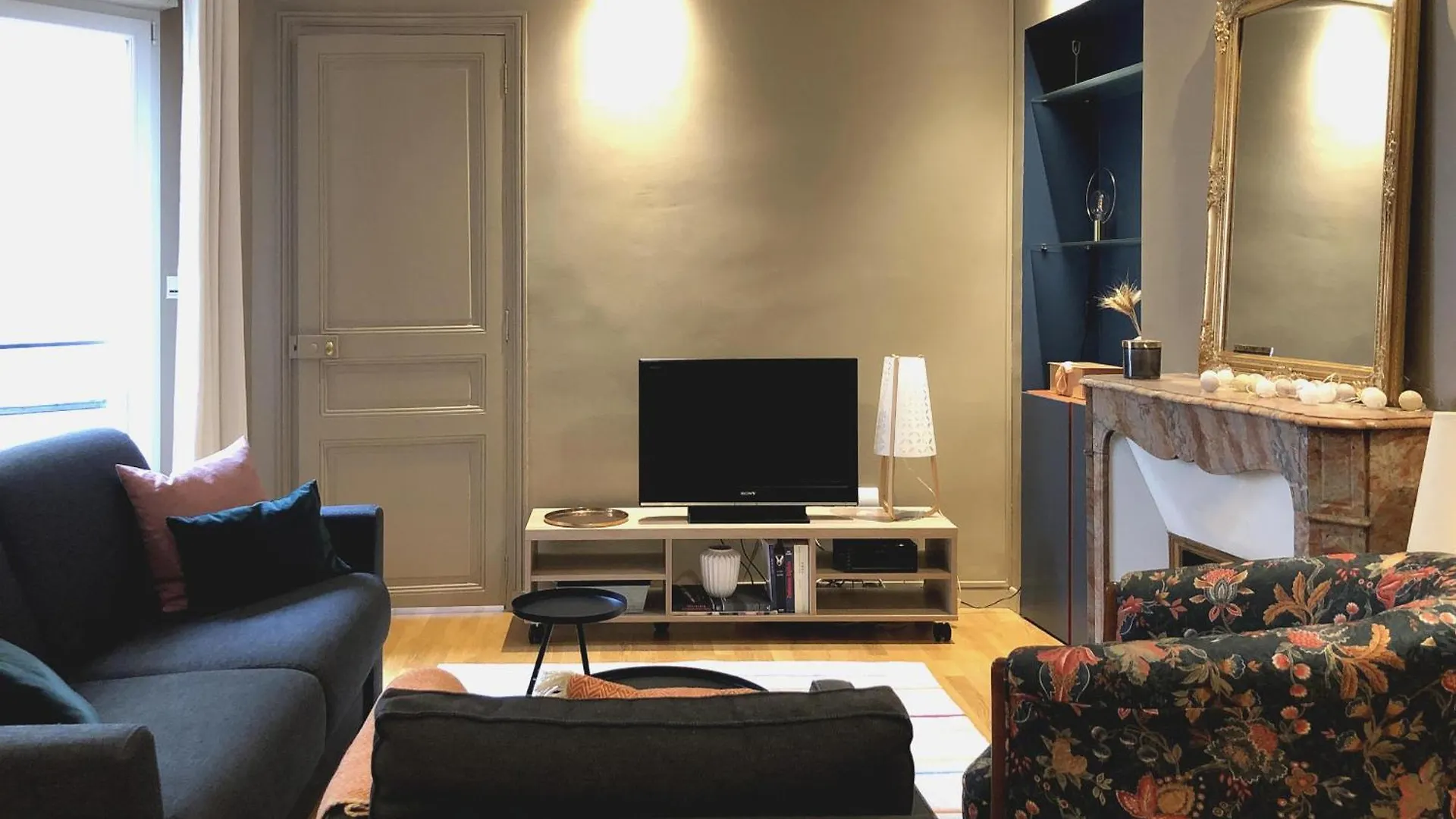 Rue Du Faubourg Saint Honore - 8 Apartment Paris