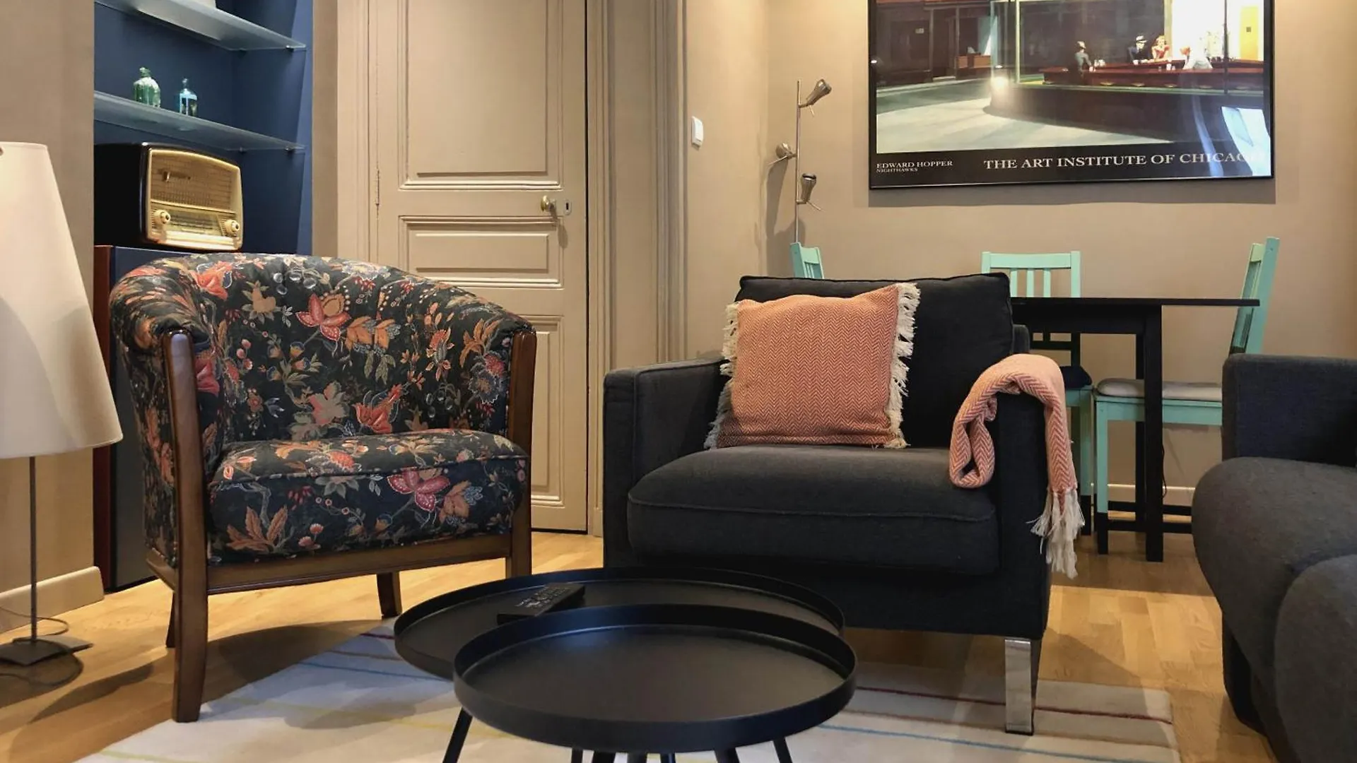 Rue Du Faubourg Saint Honore - 8 *